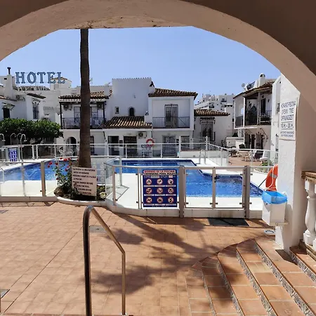 Nueva 22 Menyber Holiday home